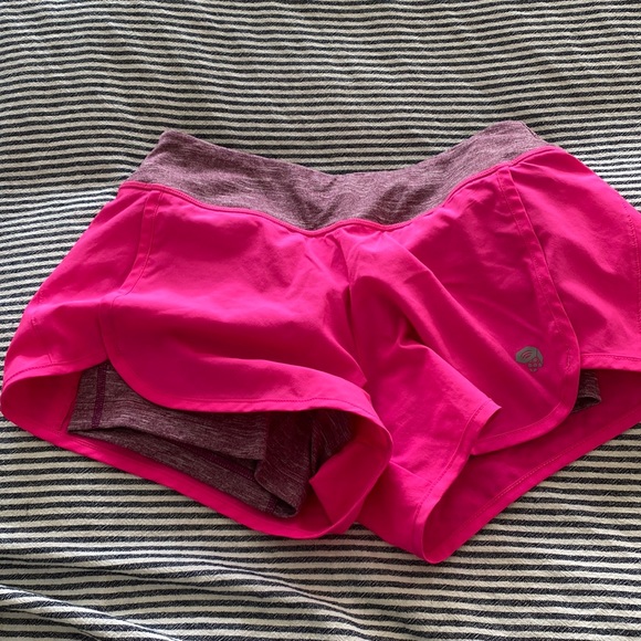 Mountain Hardwear Pants - Mountain Hardwear Running Shorts